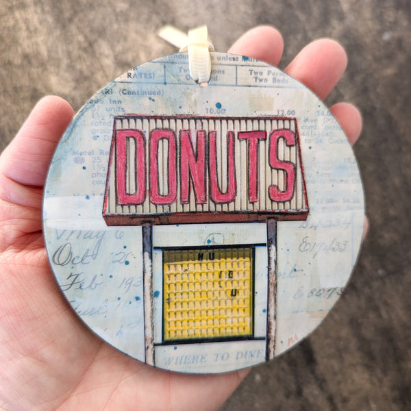 Vintage Sign Ornament/Wall Art, 4"